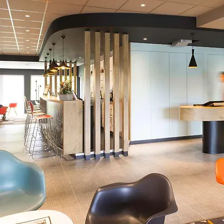 Ibis Brussels East 3* فافري