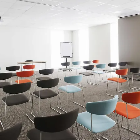 Ibis Brussels East 3*