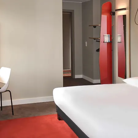Ibis Brussels East 3*