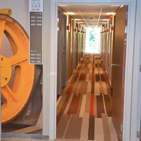 호텔 Ibis Brussels East