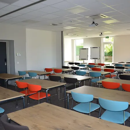 Ibis Brussels East 3*