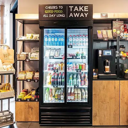 Ibis Brussels East 호텔