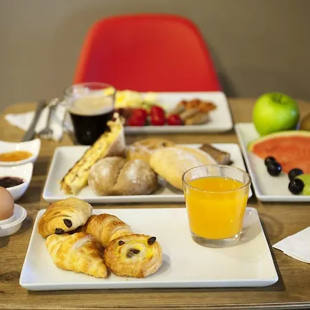 Ibis Brussels East 3*