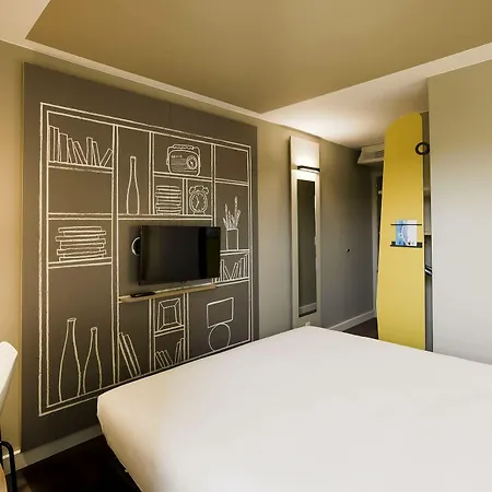 Ibis Brussels East فافري