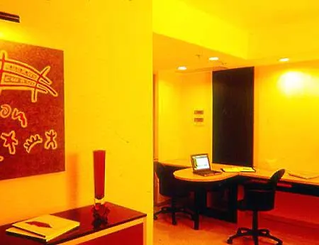 Hotel Ibis Brussels East 3*