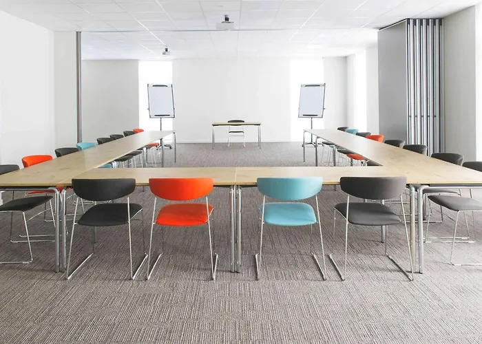 Ibis Brussels East Hotel 3*