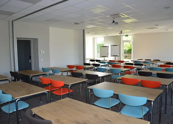 Ibis Brussels East 3*